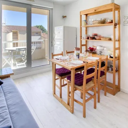 Charming In With Swimming Pool Apartment *